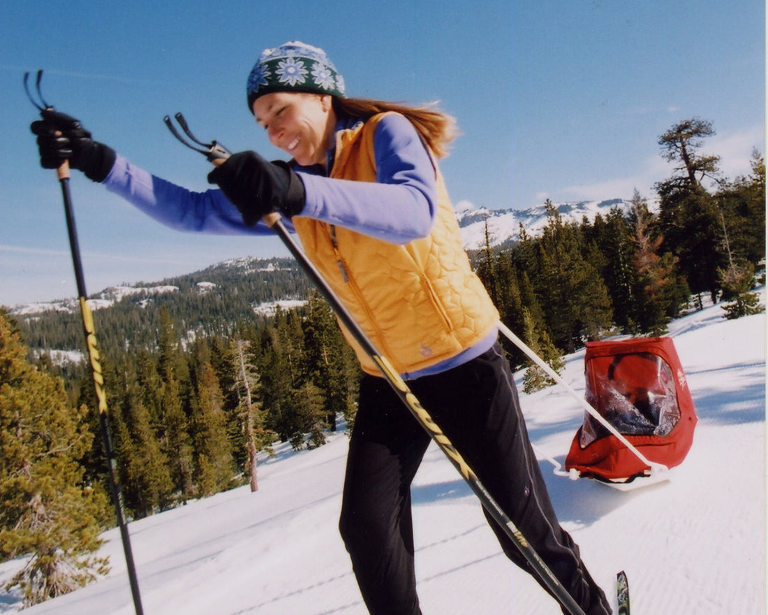 How to Choose a Pulk Sled for Kids and Family Winter Travel