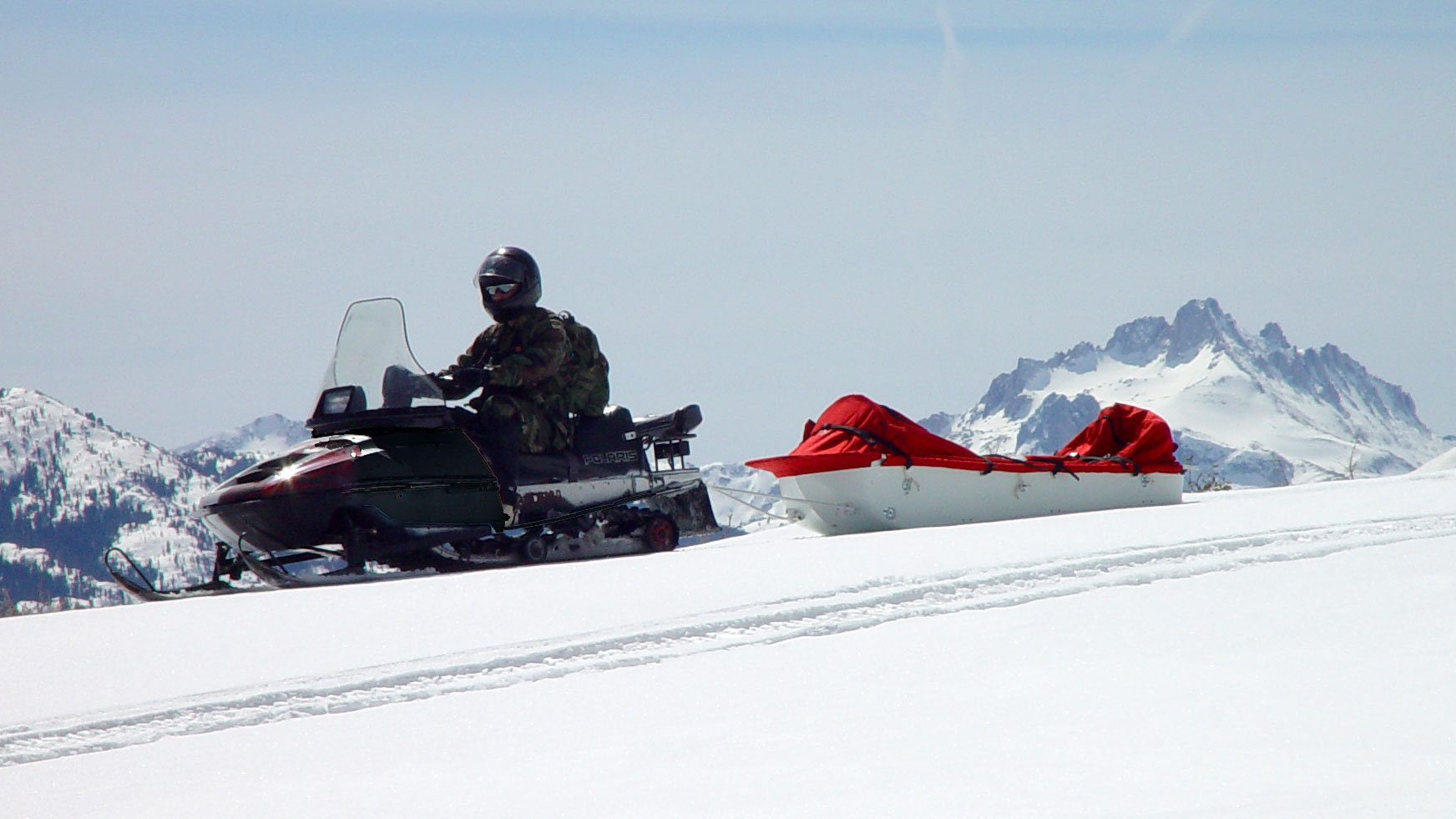 UMAX Freight Pulk Sled Ahkio